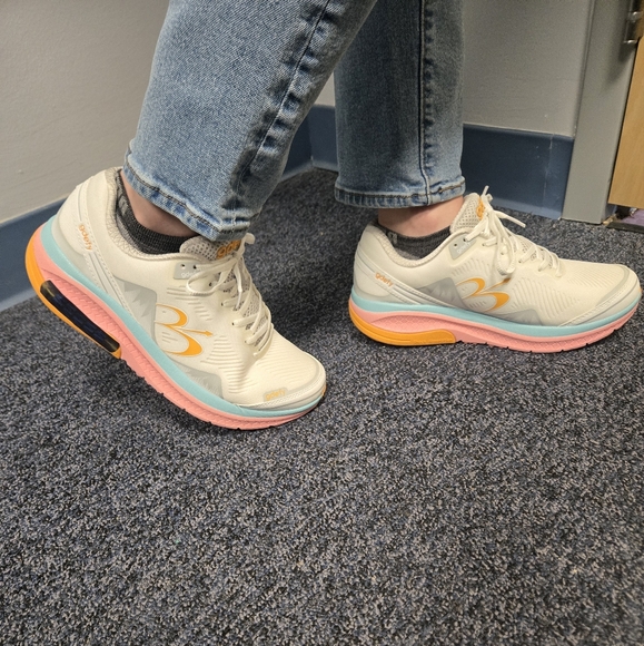 Gravity Defyer Women's G-Defyer Mighty Walk Athletic Sneakers Size 9 - Picture 2 of 11